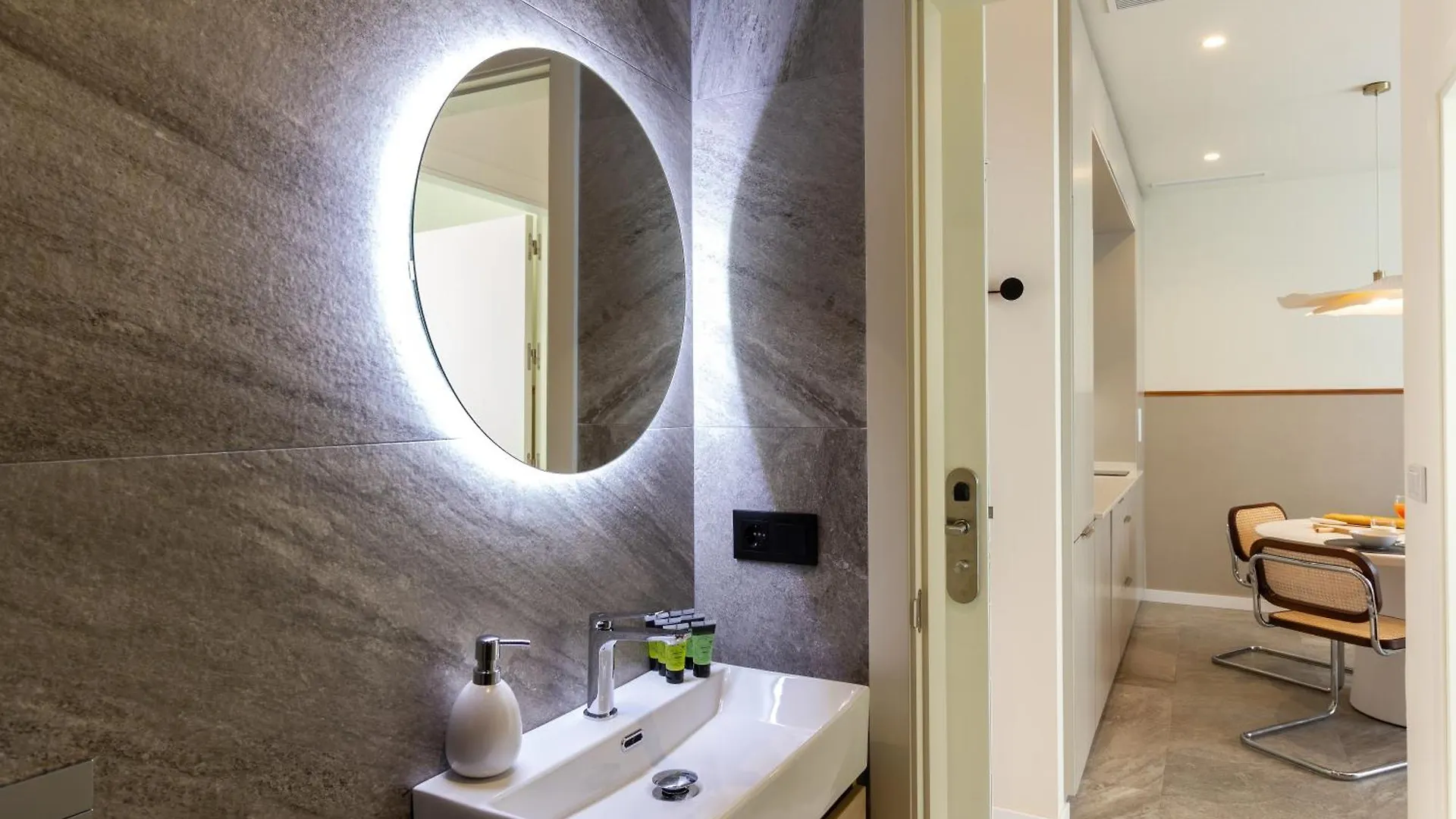 Feelathome O'Donnell Apartments Sevilla Španělsko