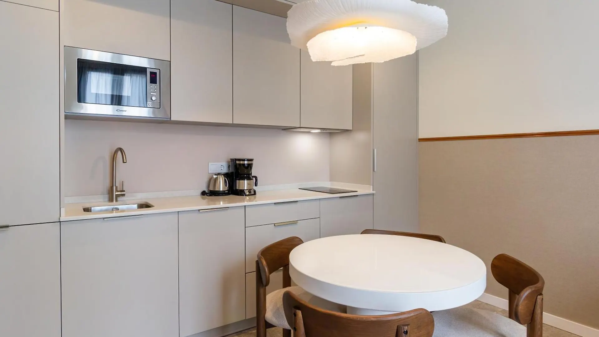 Feelathome O'Donnell Apartments Sevilla 0*,